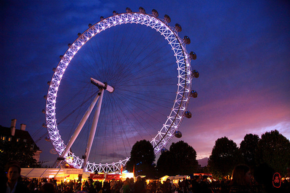 London Eye in summer night